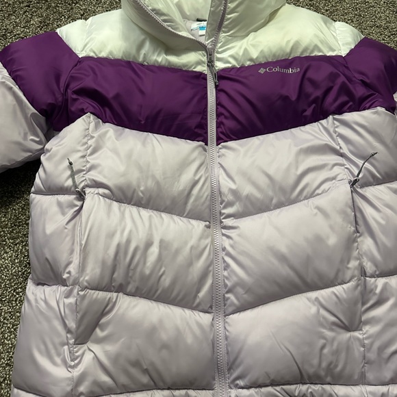 Columbia Puffer Jacket - Picture 2 of 7